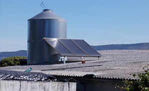 Instalación de paneles solares en explotación ganadera para producción de A.C.S.